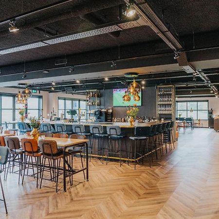 Hotel Sportsbar & Brasserie Dorhout Mees Biddinghuizen Exteriör bild